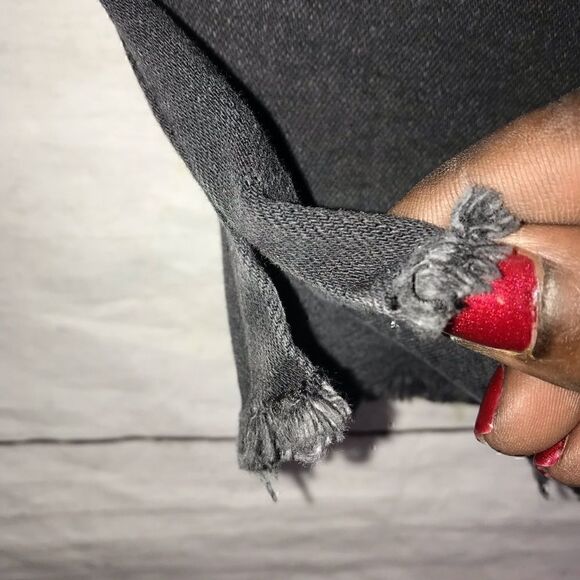 NEW Madewell High-Rise Denim Shorts in Black Frost: Button-Front Edition Size 26 - Picture 7 of 12